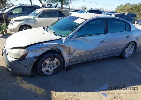 2004 Nissan Altima 2.5 S z USA, uszkodzony, nr VIN 1N4AL11D54C172344